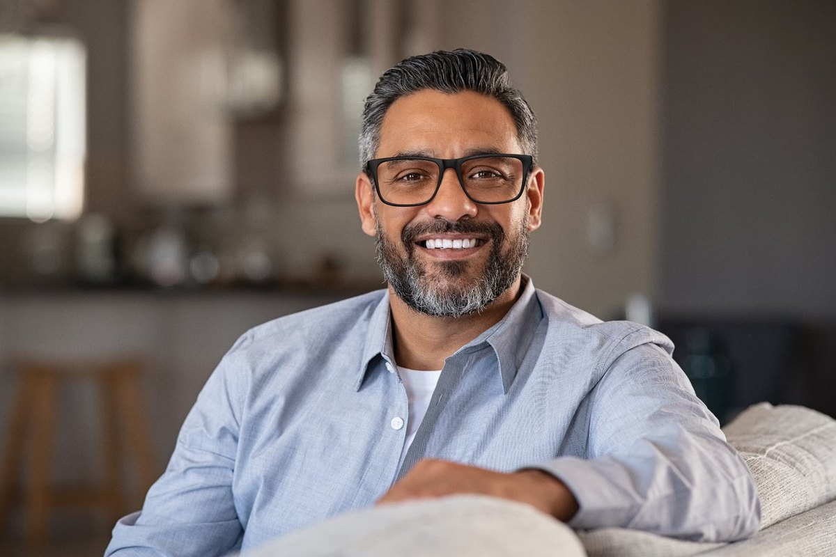 Man wearing the Modern Optical Leverage frame